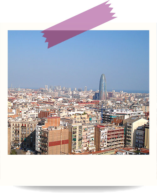 遠目からのバルセロナの街